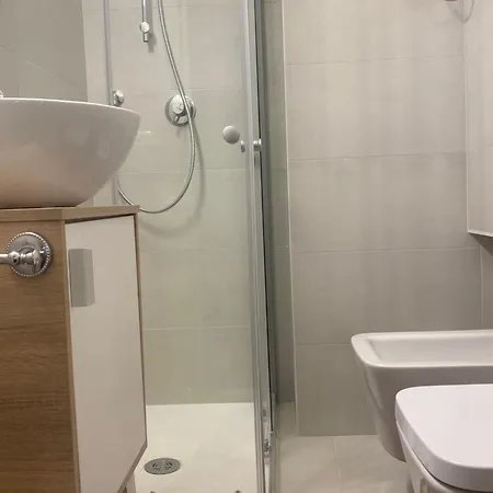 Charme E Storia Apartment In Brescia Center 布雷西亚